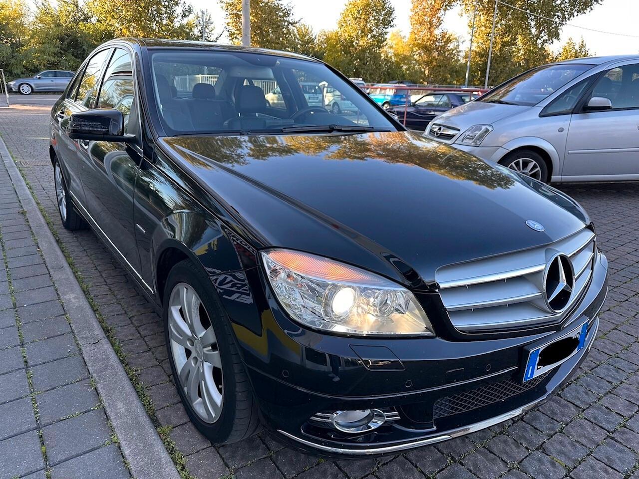 Mercedes-benz C 220 CDI BlueEFFICIENCY Avantgarde
