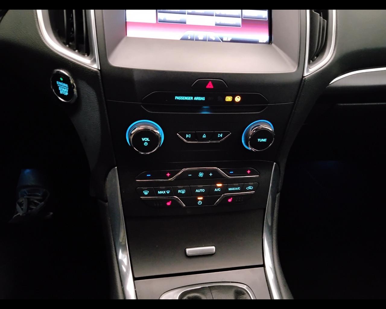 FORD Galaxy III 2015 - Galaxy 2.0 tdci Titanium s&s 180cv powersh