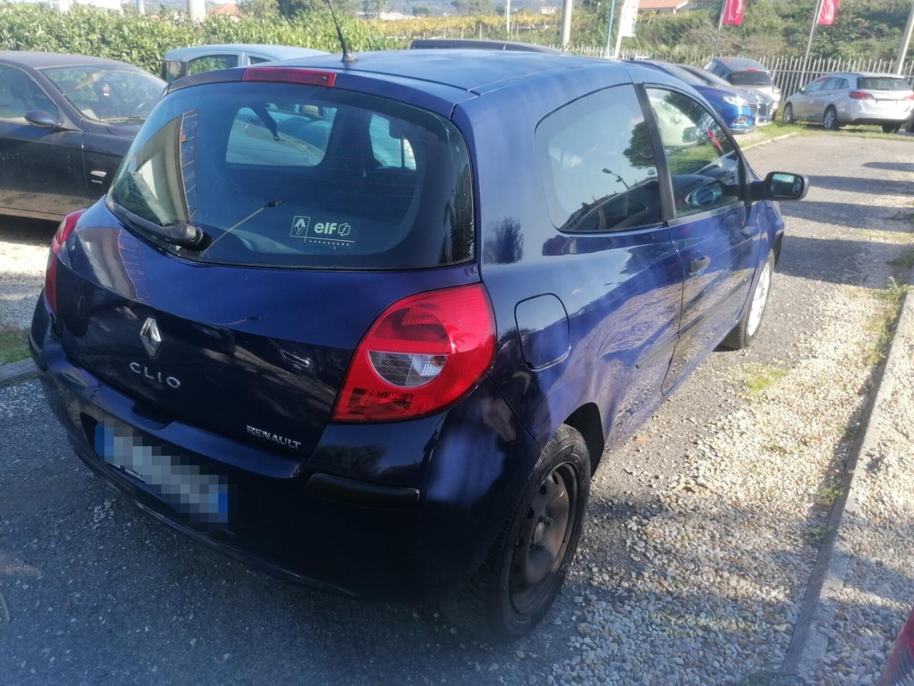 Renault Clio Storia 1.2 16V 3 porte Dynamique