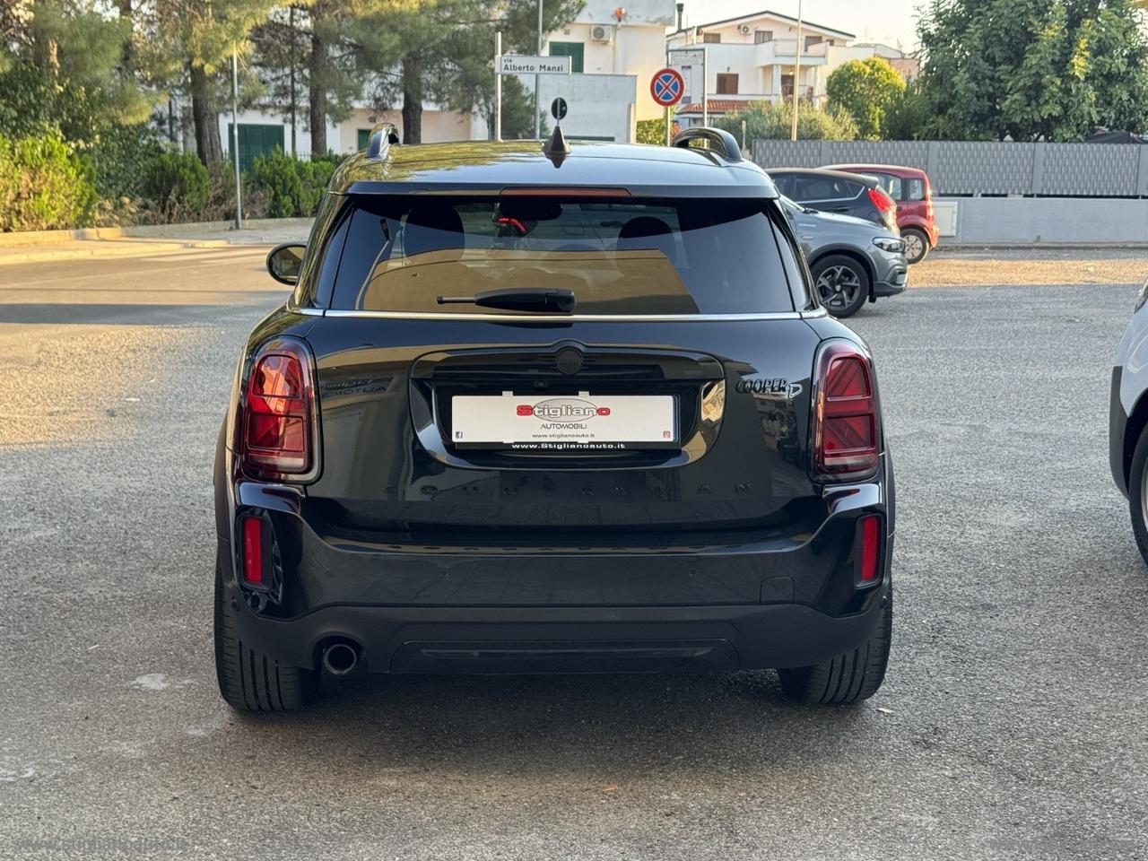 MINI Mini Cooper D Essential Countryman