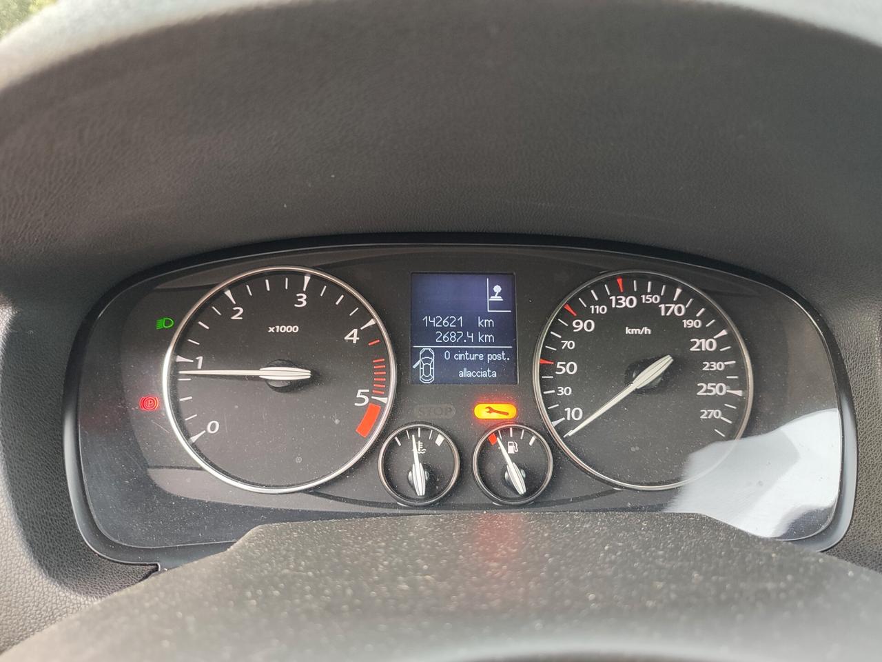 RENAULT NEW LAGUNA 1.5DIESEL BERLINA SPORT POCHI KM