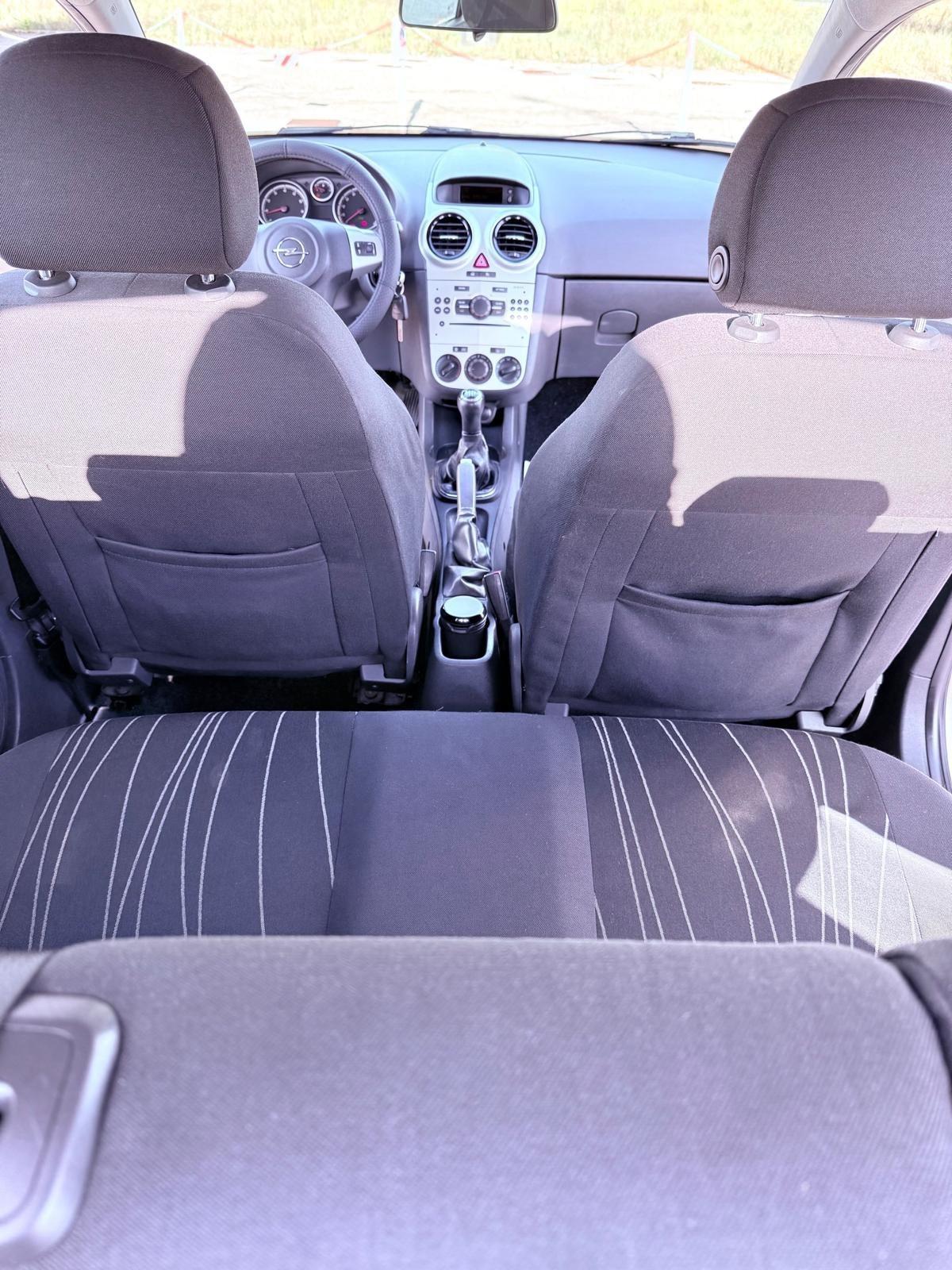 Opel Corsa 1.2 5 porte Ok neopatentati