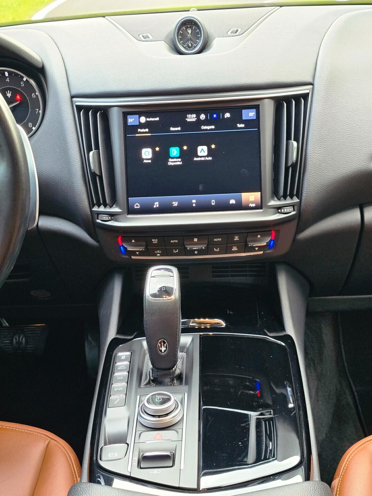 Maserati Levante V6 AWD 350 CV BENZINA - 2021