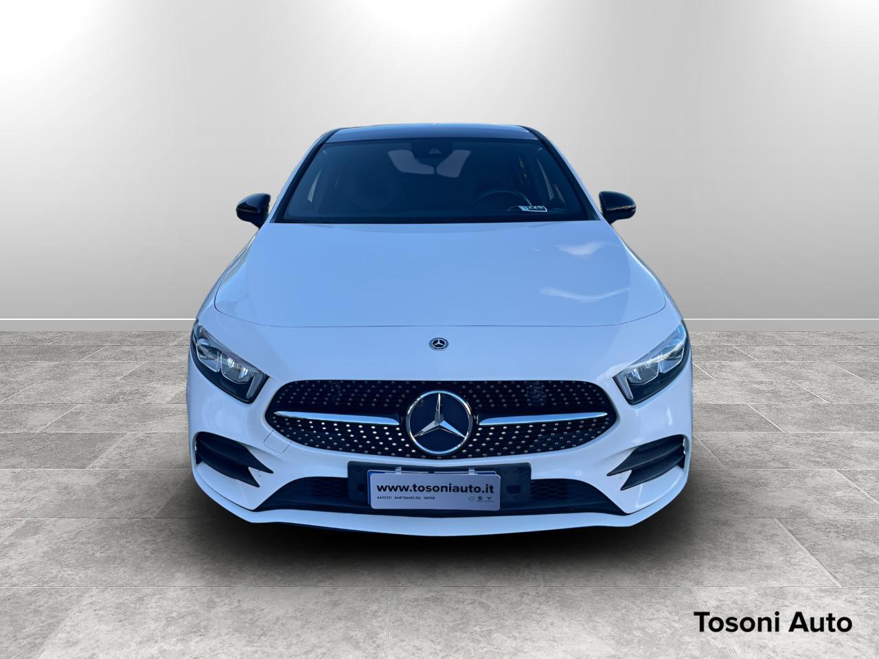 Mercedes-Benz A 200 Premium auto