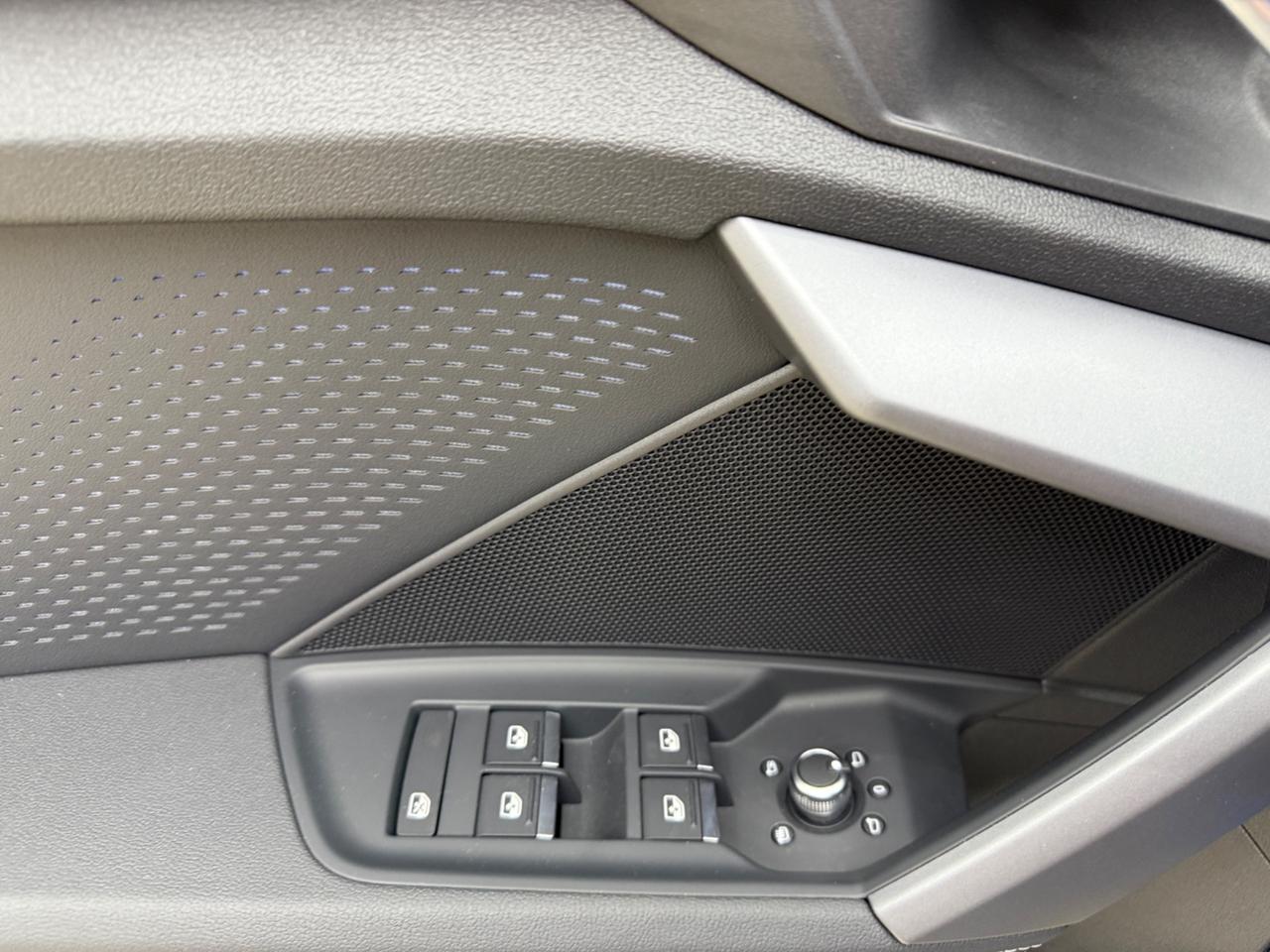 NEW Audi A3 SPB S line edition TETTO MATRIX FULL