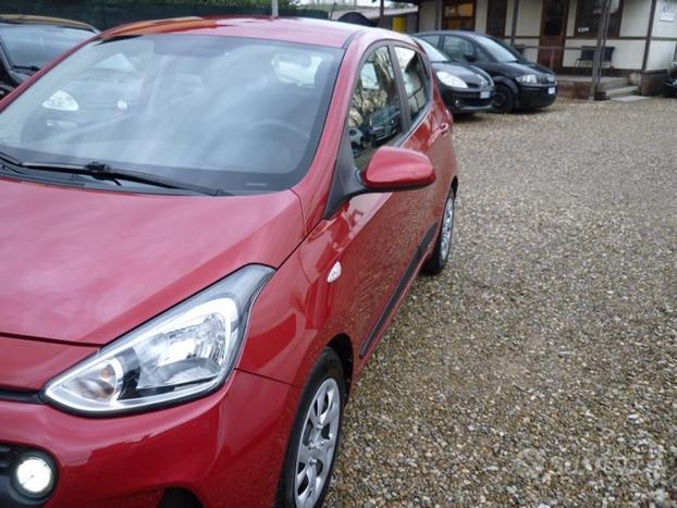 HYUNDAI i10 1.0 MPI Advanced