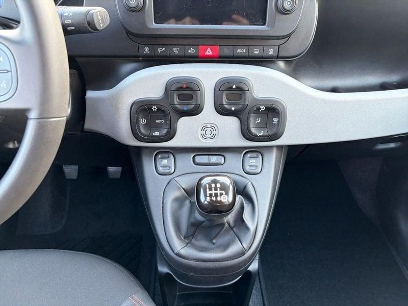 FIAT Panda Cross Panda 1.0 firefly hybrid Garmin s&s 70cv 5p.ti