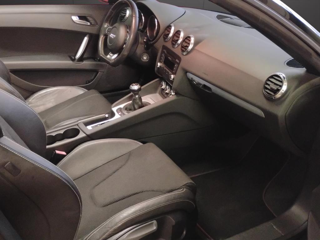 Audi TT Roadster 2.0 tfsi S-LINE...CERCHI 18..XENON..SERVICE AUDI