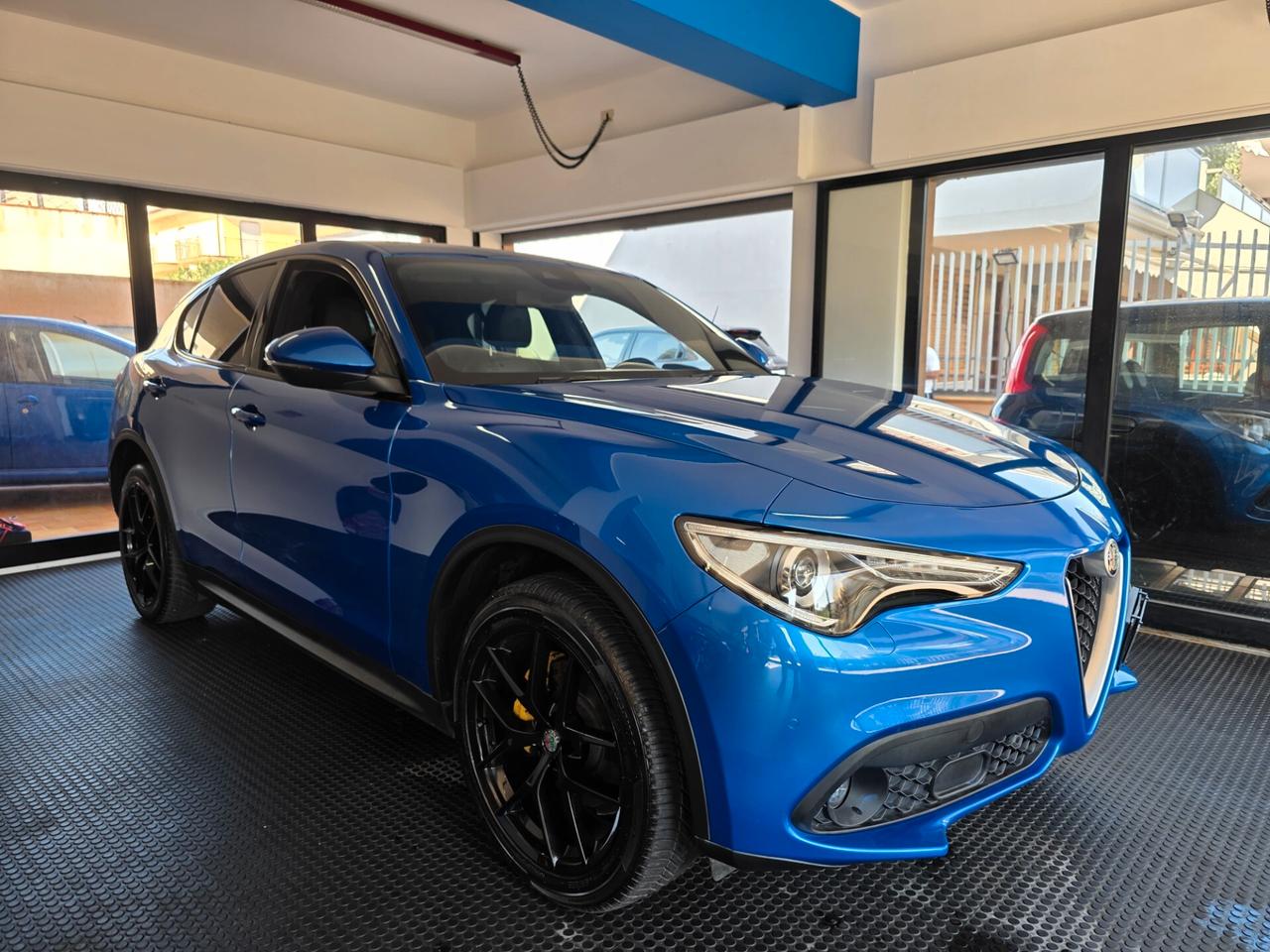 Alfa Romeo Stelvio 2.2 210cv Q4 blu misano 2018 FINANZIABILE