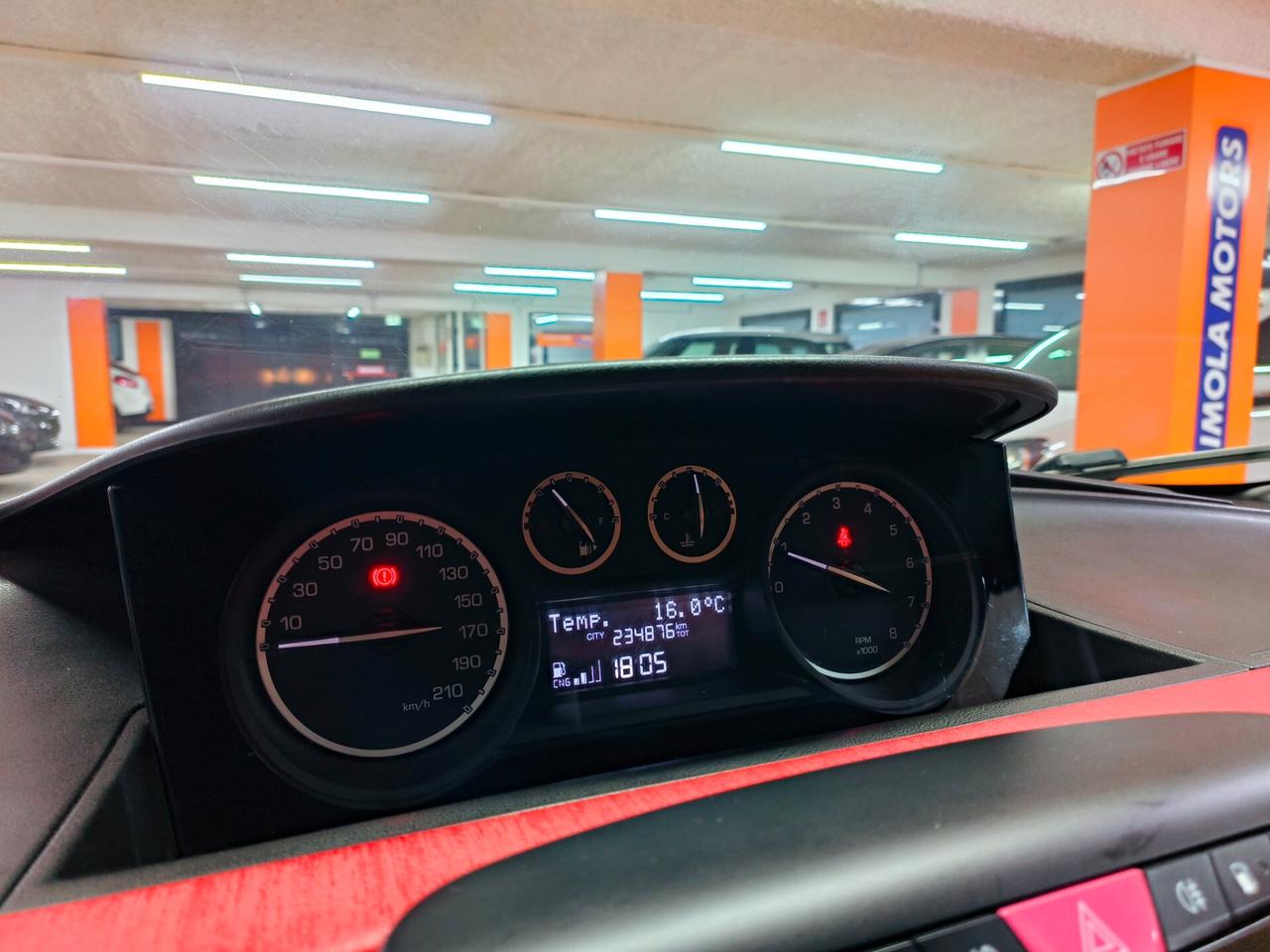 Lancia Ypsilon 0.9 TwinAir 85 CV 5 porte S&S Gold