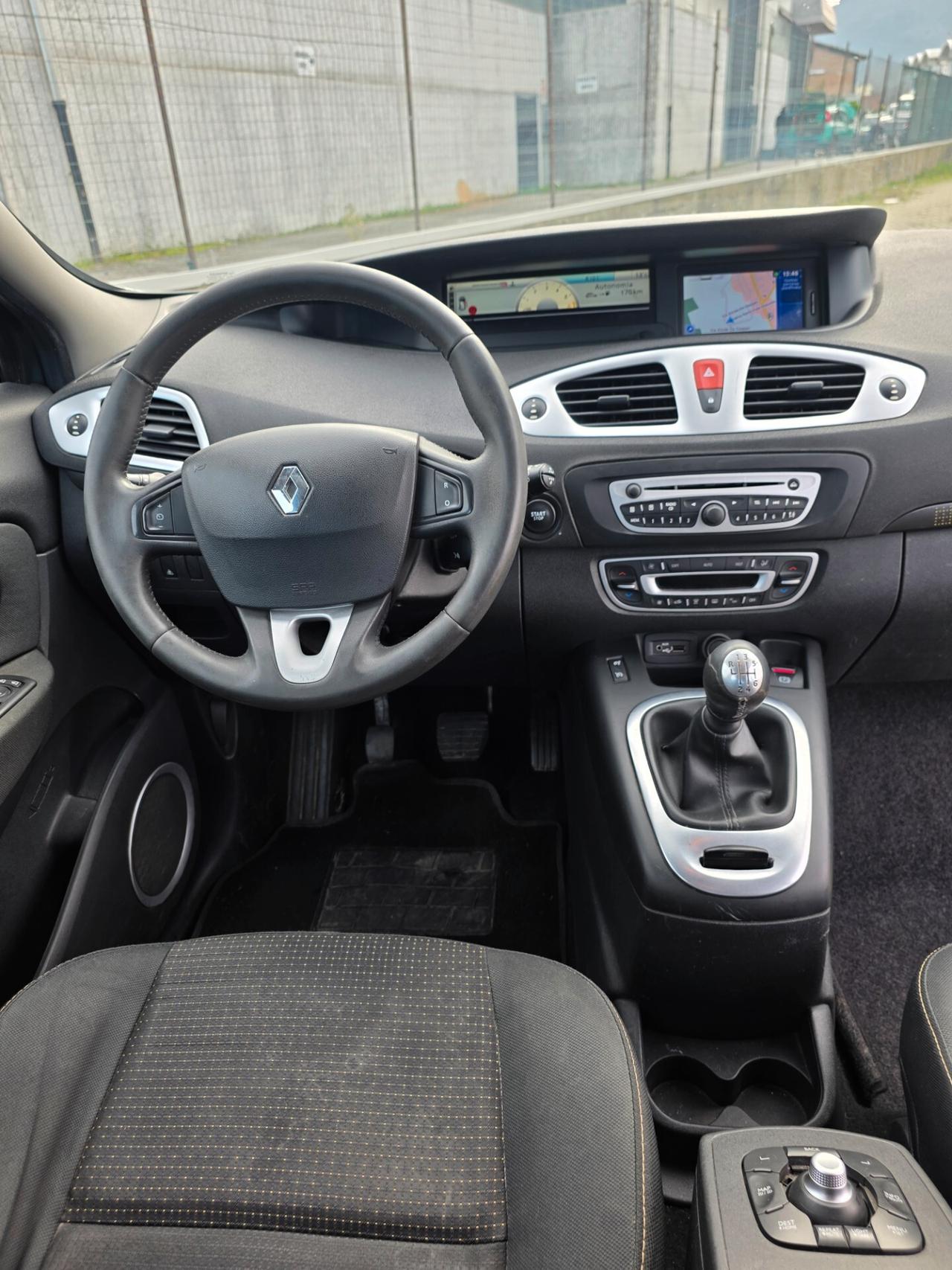Renault Scenic Scénic X-Mod 1.5 dCi 110CV Luxe