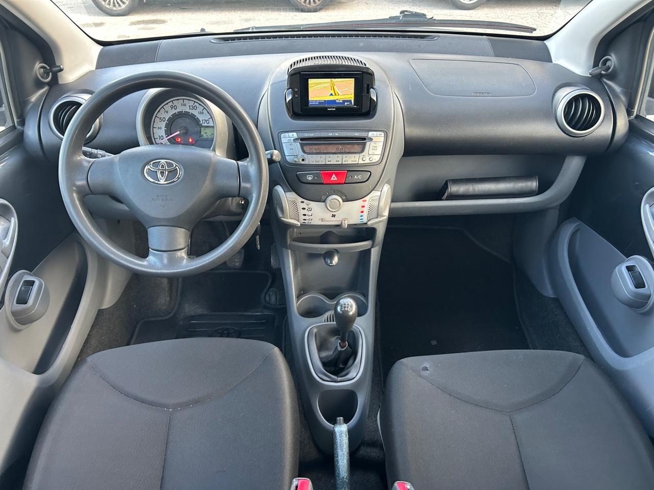 Toyota Aygo 1.0 benzina 68 cavalli 2011