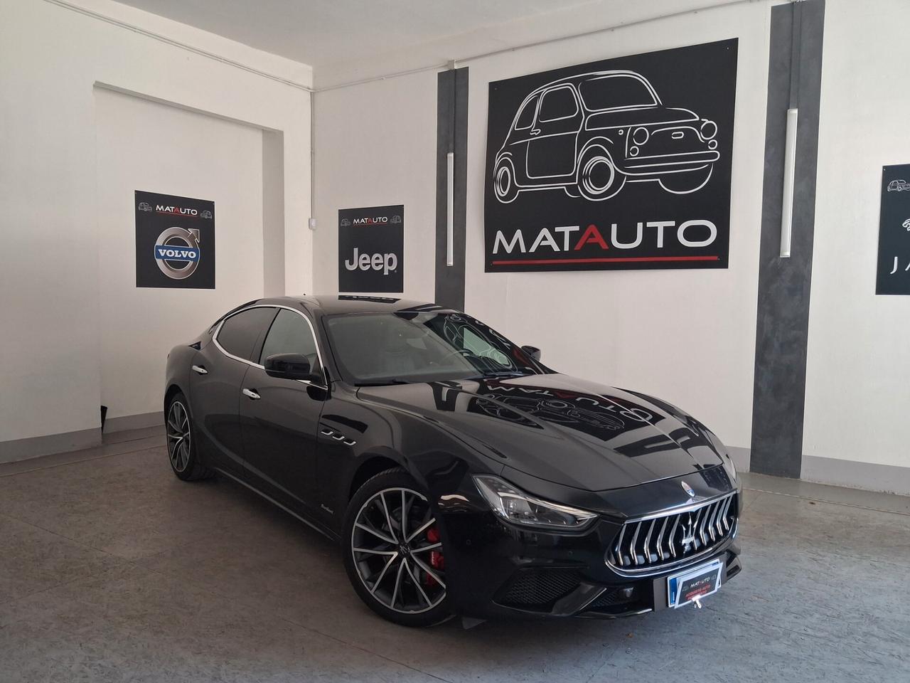 Maserati Ghibli V6 430 CV Q4 Granlusso
