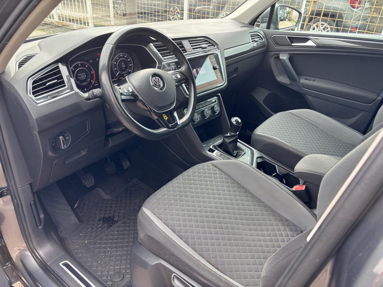 VW TIGUAN 1.6 116CV FARI LED NAVIGATORE FULL