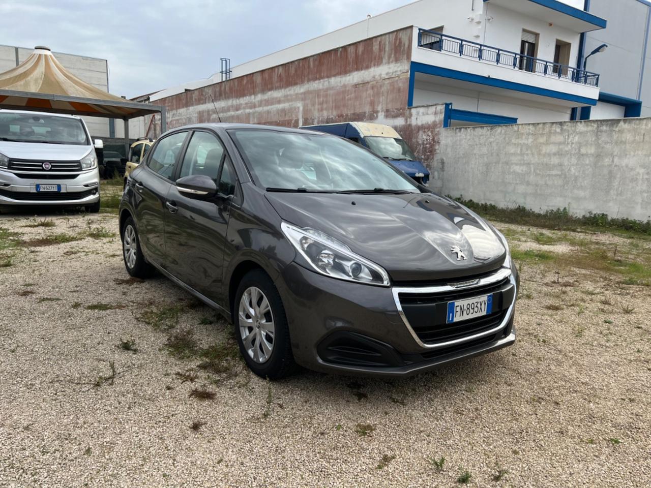 Peugeot 208 BlueHDi 75 5 porte Allure