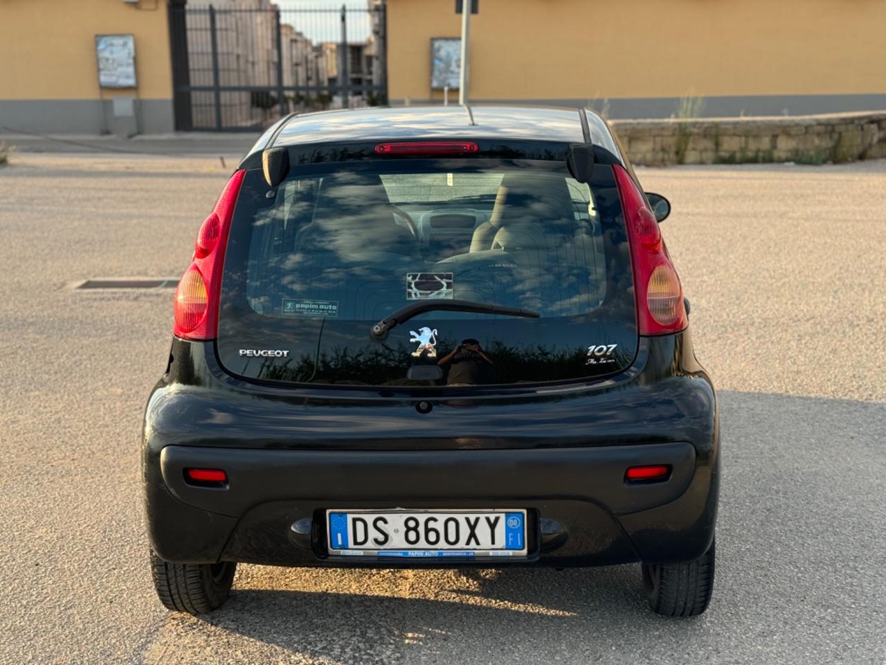 Peugeot 107 1.0 68CV cambio Automatico 2009 con impianto GPL