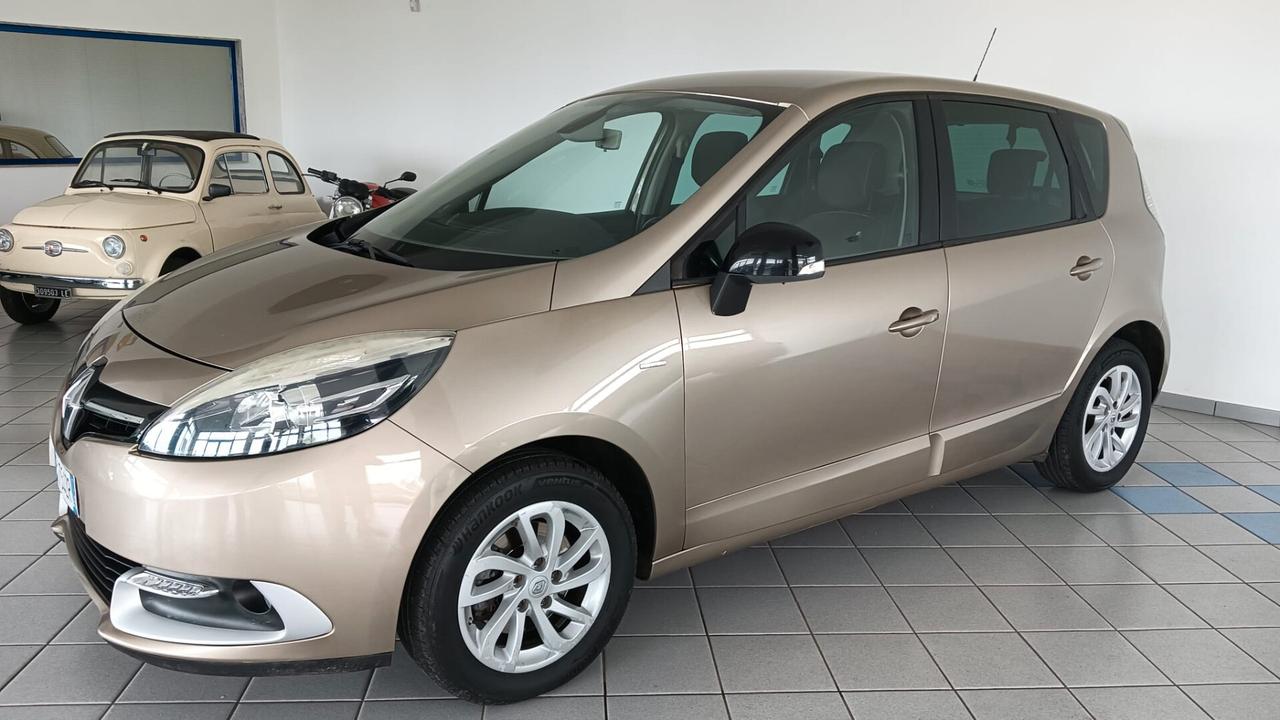 Renault Scenic Scénic XMod 1.5 dCi 110CV Limited