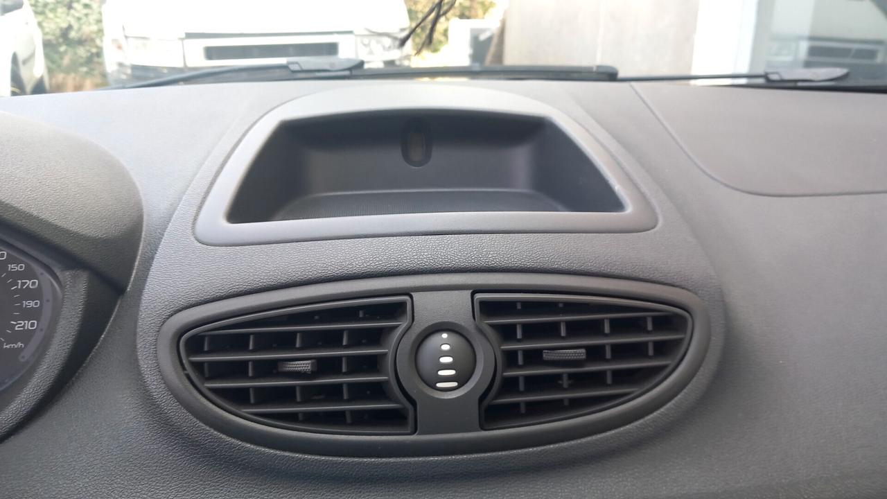 Renault Clio Storia 1.2 3 porte Dynamique