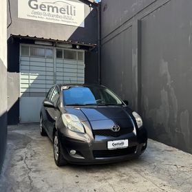 Toyota Yaris 1.0 5 porte Now