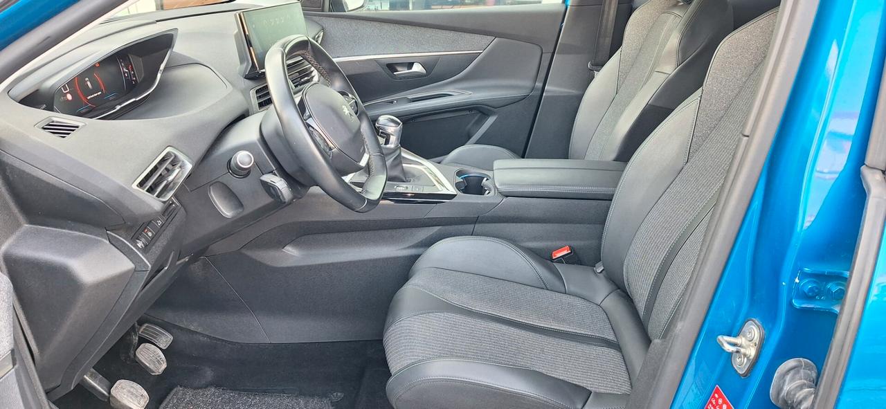 Peugeot 3008 1.2 BENZINA Turbo 130 CV Allure