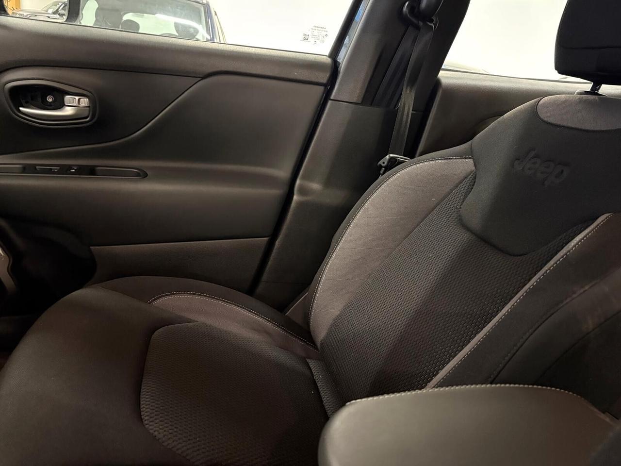 Jeep Renegade LIMITED 1.5 T4 Hybrid MHEV Aut. SPOTICAR