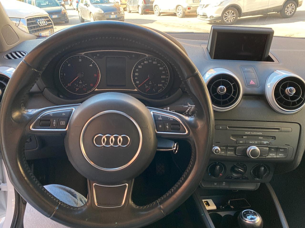 Audi A1 SPB 1.6 TDI S line NEOPATENTATI