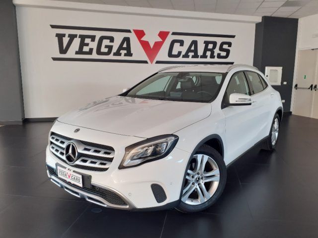 MERCEDES-BENZ GLA 180 Sport BENZ. AUTOMATICO