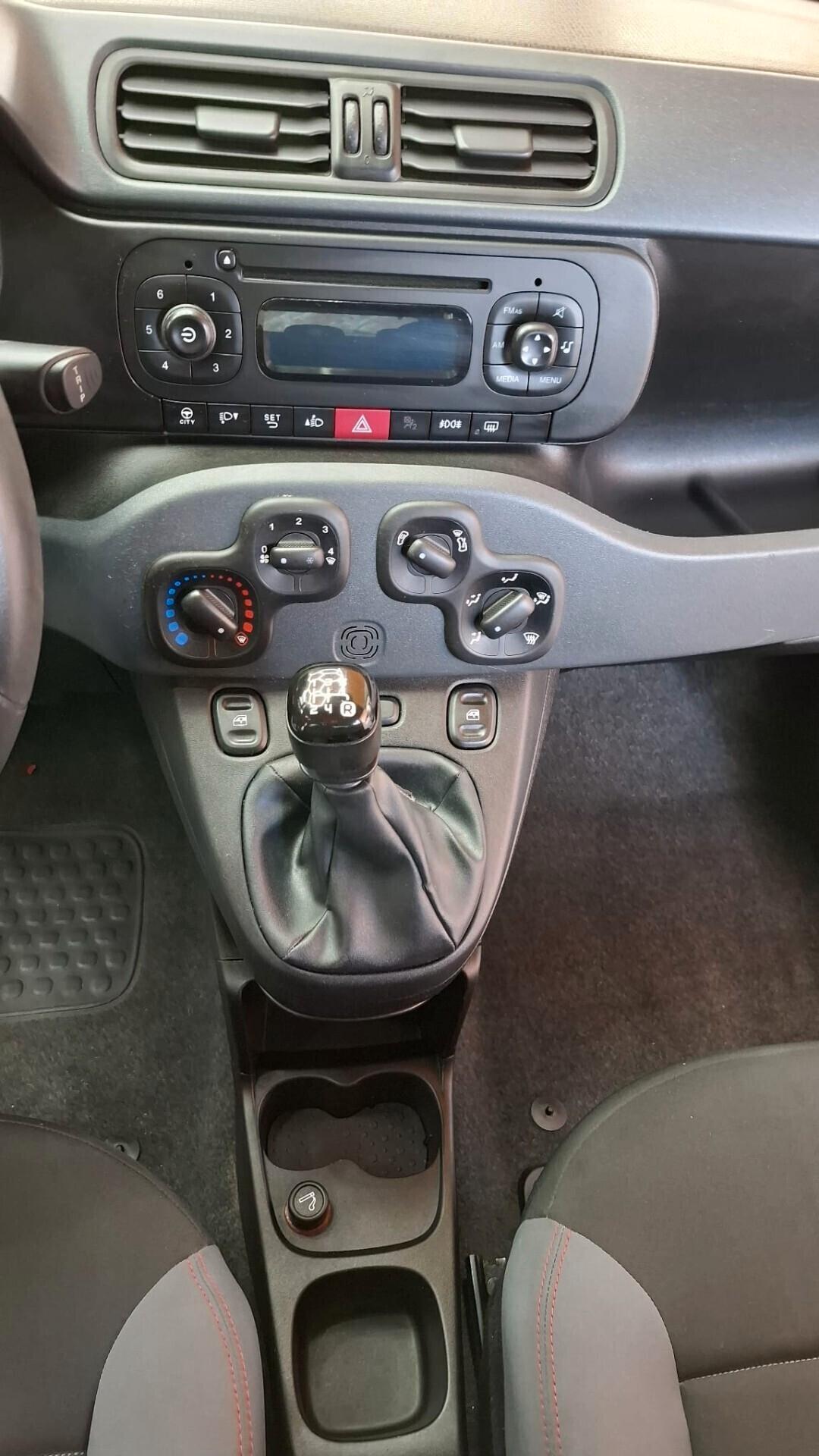 Fiat Panda 1.2 Easy NESSUN VINCOLO DI FINANZIAMENTO O ASSICURAZIONI