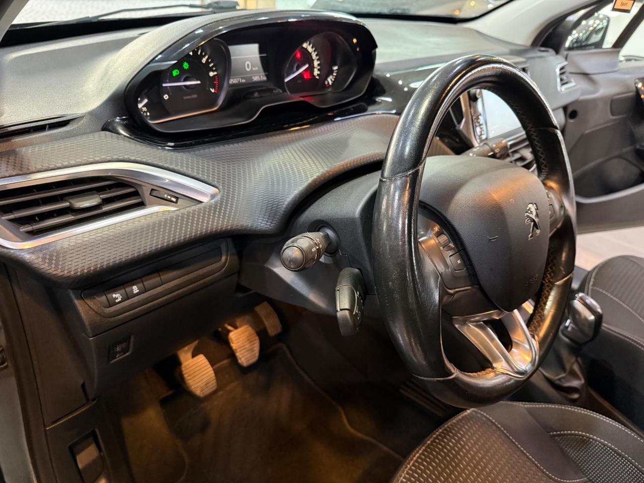 Peugeot 208 1.2 Access 82cv DISTRIBUZIONE FATTA !!