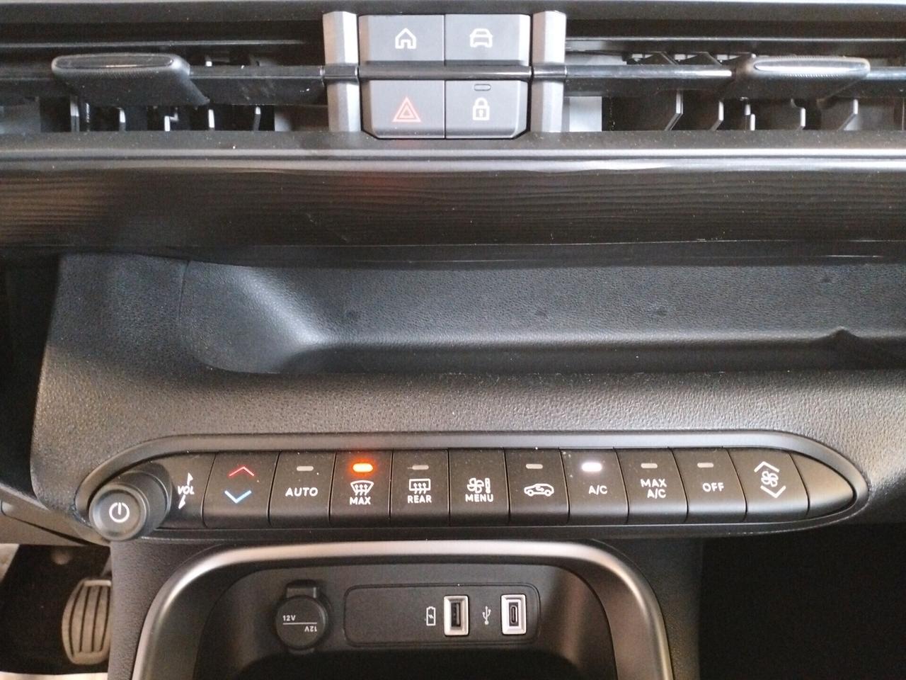 Jeep Avenger 1.2 Turbo 100 CV Altitude - NEOPATENTATI