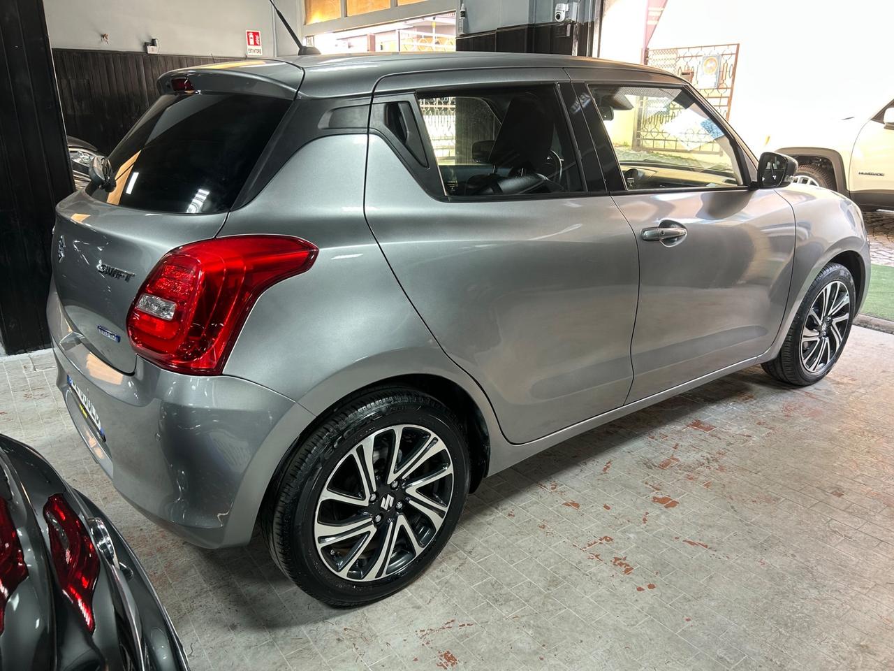 Suzuki Swift 1.2 Hybrid CVT Top