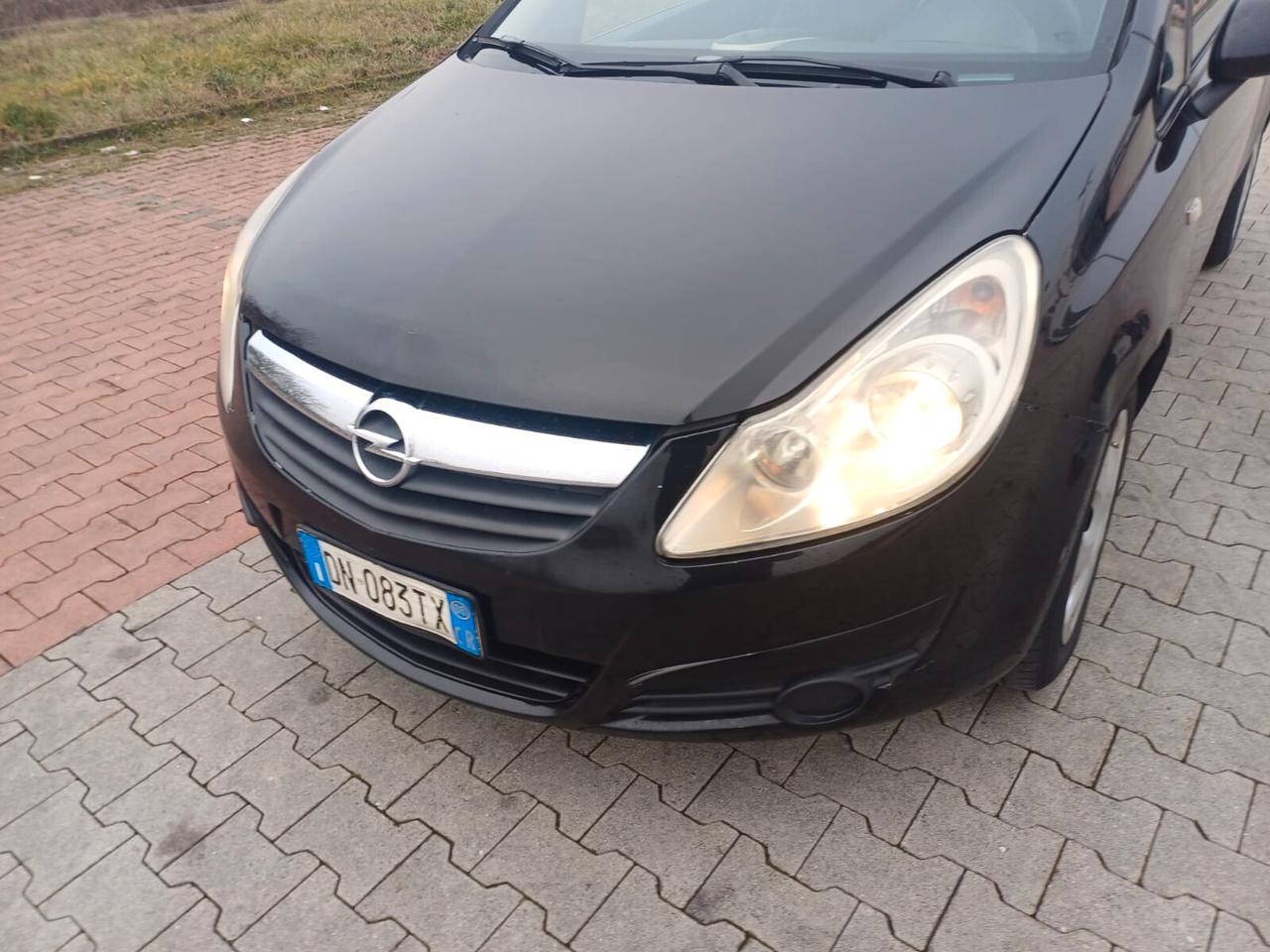 Opel Corsa 1.2 3 porte Sport