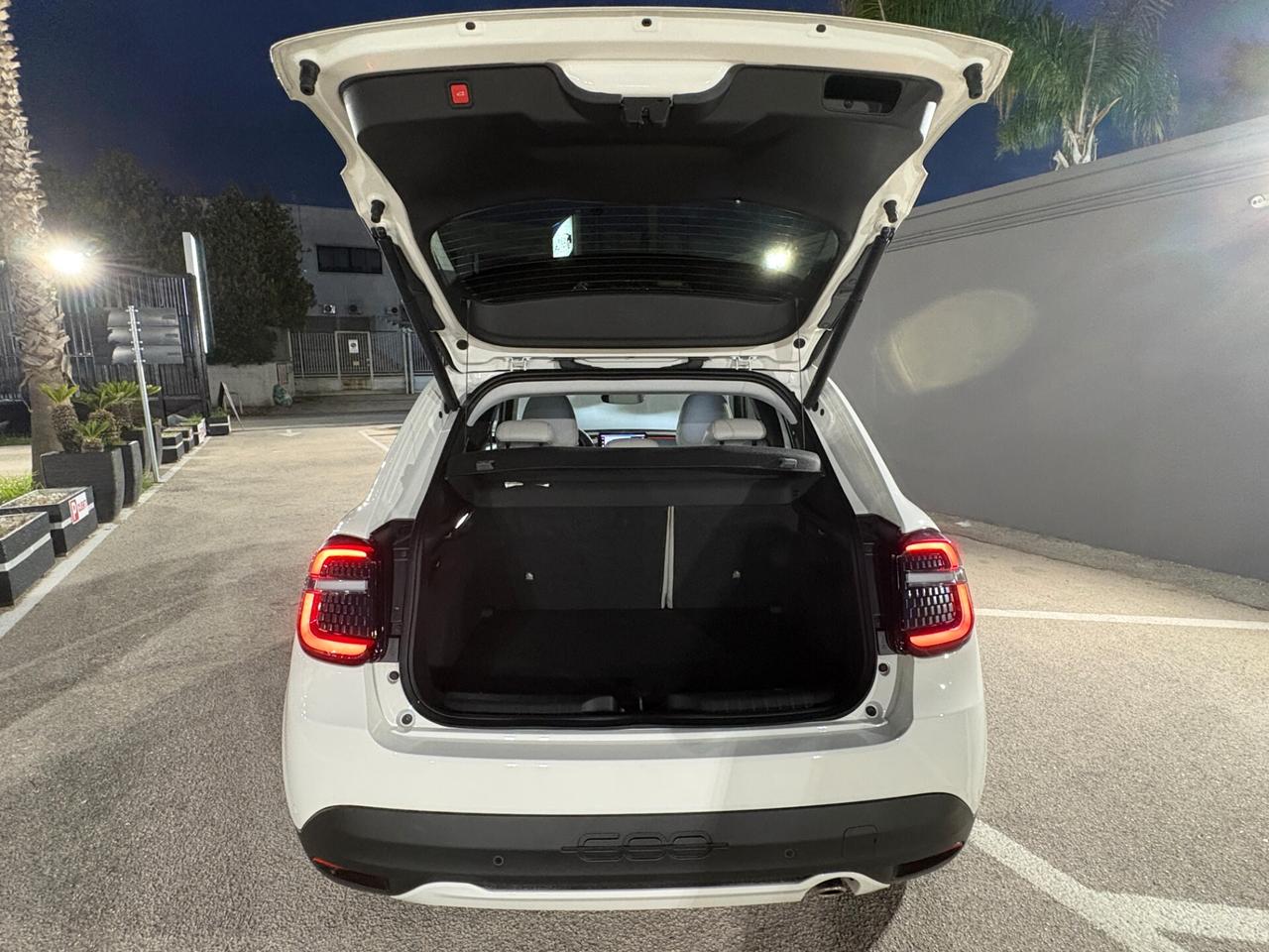 Fiat 600 Hybrid 100 CV DCT MHEV La Prima Automatica KM CERTIFICATI