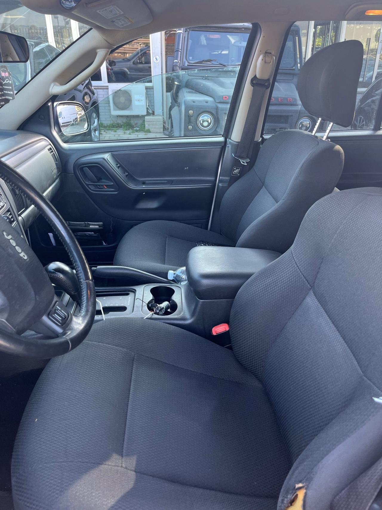 Jeep Grand Cherokee 2.7