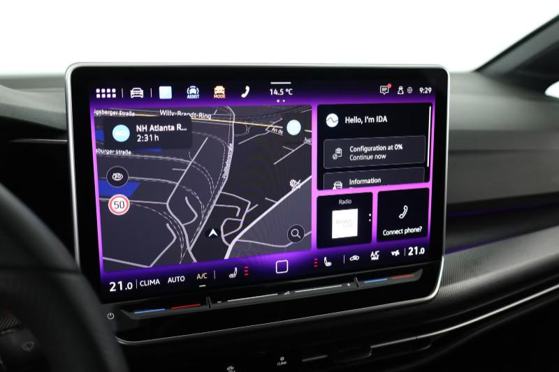 VOLKSWAGEN GOLF GTI DSG Nero LED Pano HUD Navi SHZ Kam 19" *AUTO SU ORDINAZIONE*