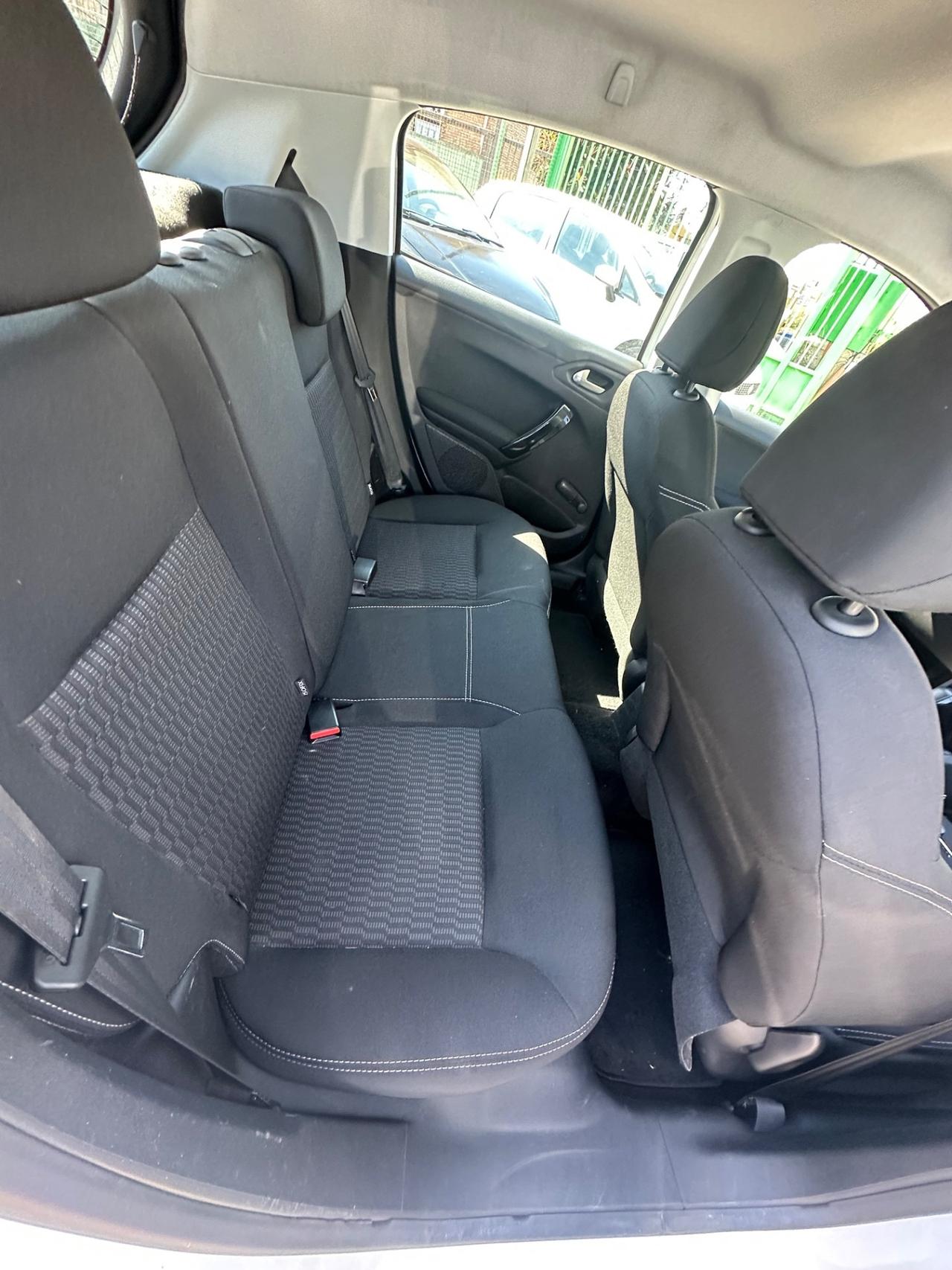 Peugeot 208 BlueHDi 75 S&S 5 porte Active