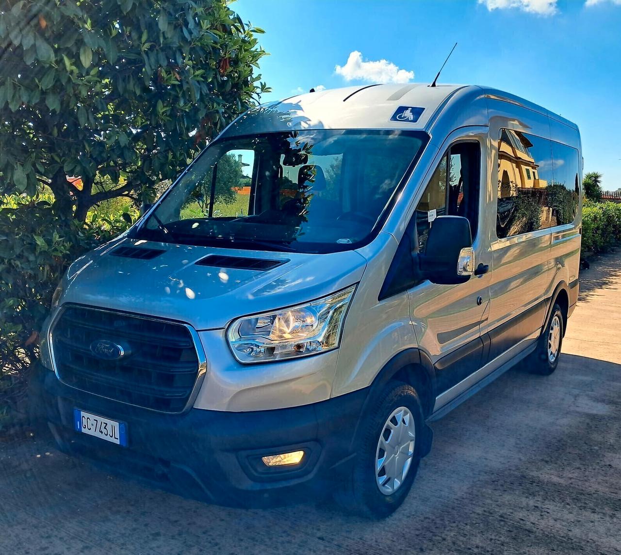 Ford Transit 2.0TDCi 130CV 9 posti TRASPORTO DISABILI