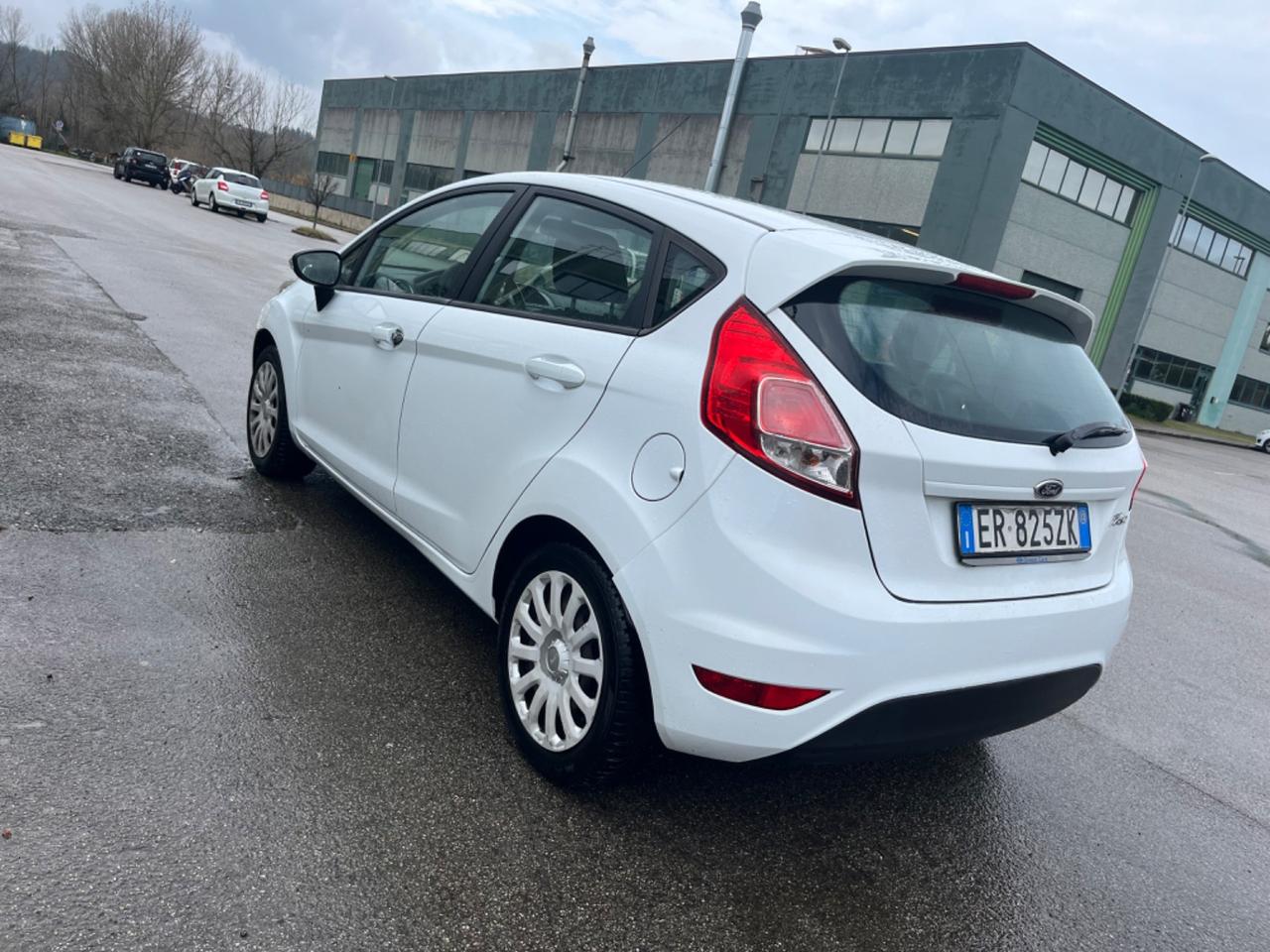 Ford Fiesta 1.5 TDCi 75CV 5 porte Titanium