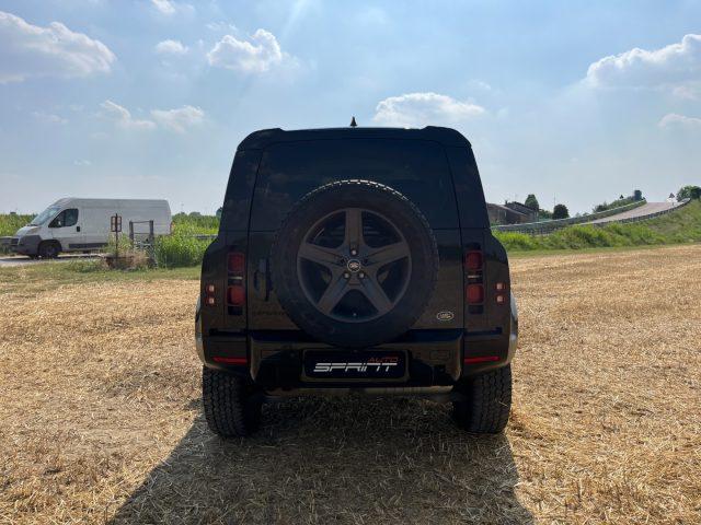 LAND ROVER Defender 110 3.0D I6 200CV AWD AUTO S TOTAL BLACK