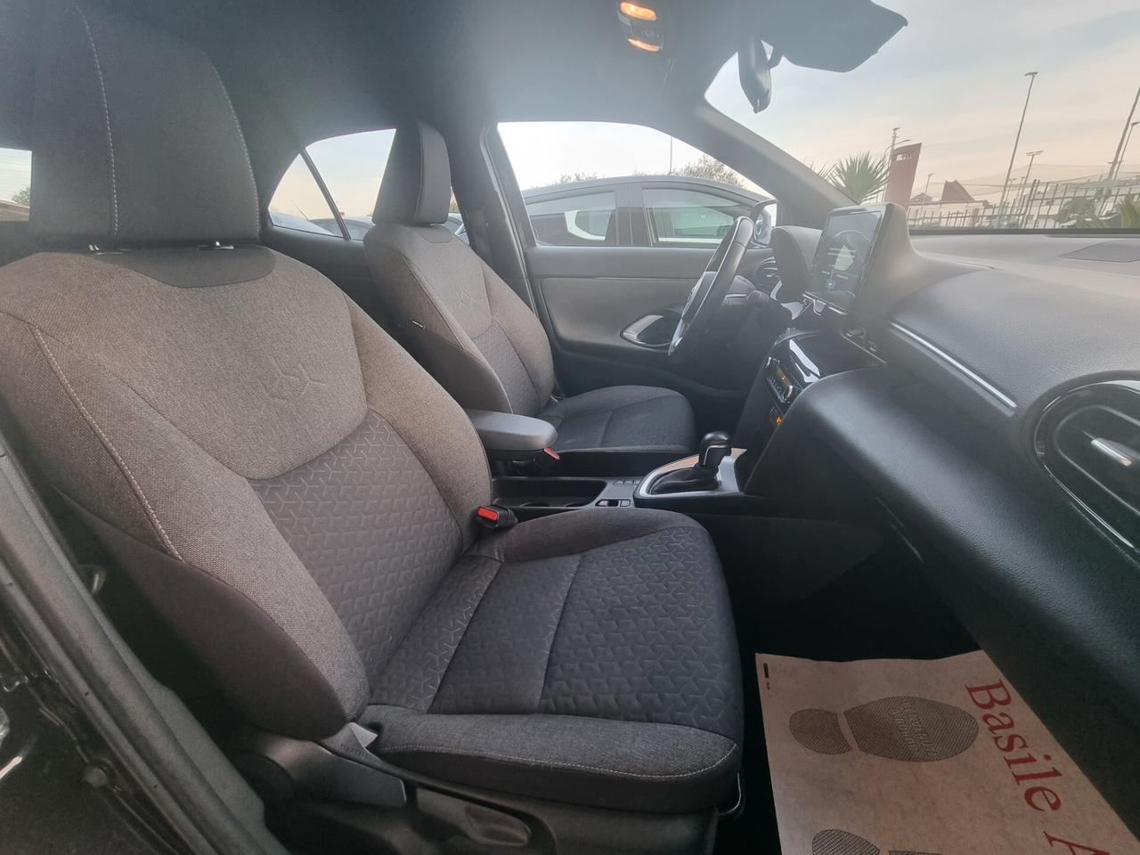 Toyota Yaris Cross 1.5 Hybrid 5p. E-CVT AWD-i Trend