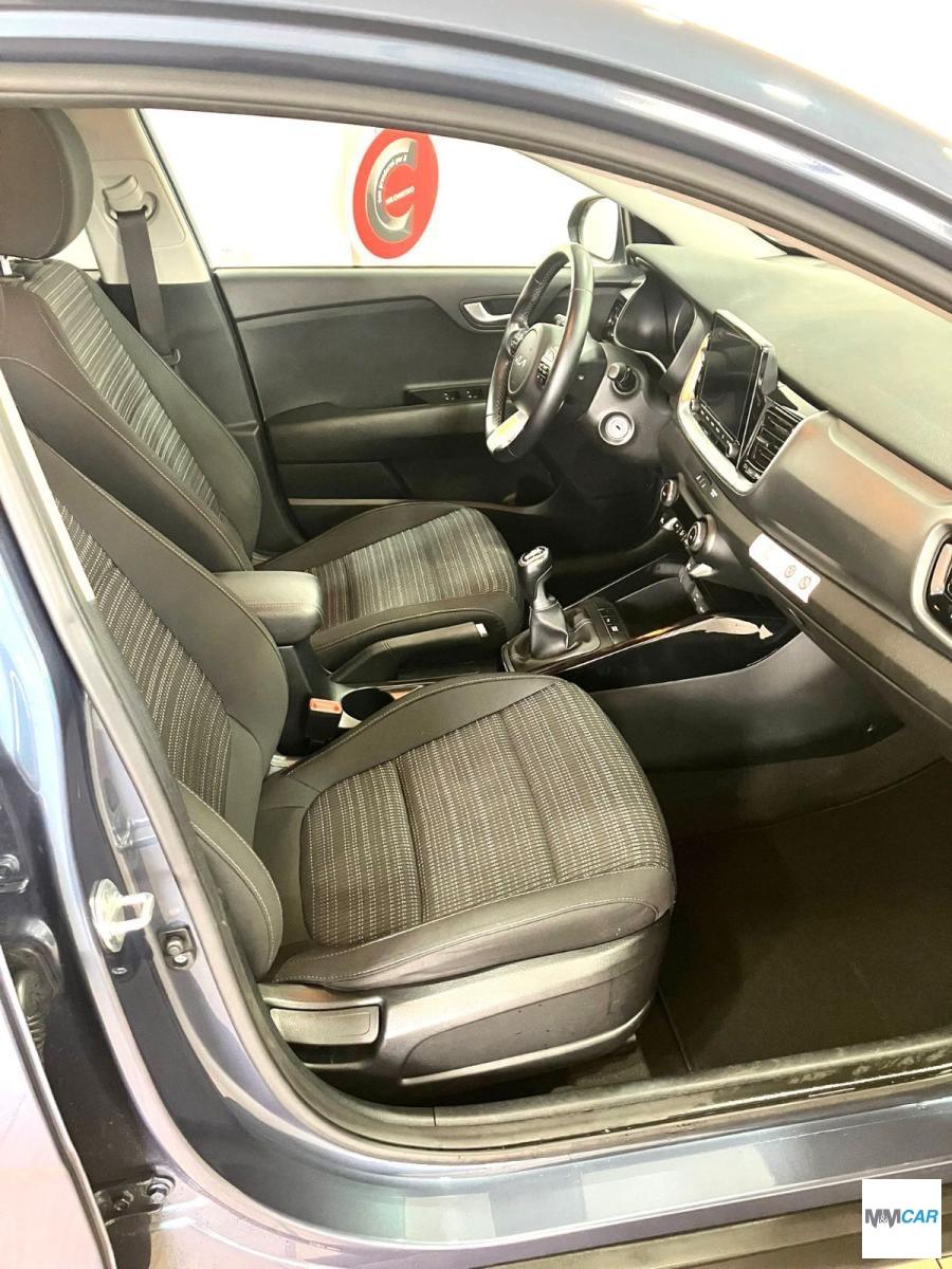 1.0 T-GDI 100 CV MHEV MT STYLE