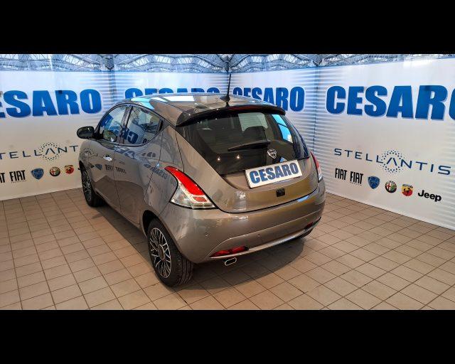 LANCIA Ypsilon 1.0 firefly hybrid Oro s&s 70cv