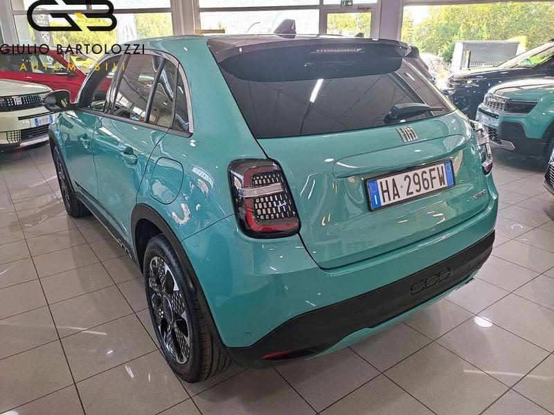 FIAT 600 1.2 Hybrid 145cv La Prima II
