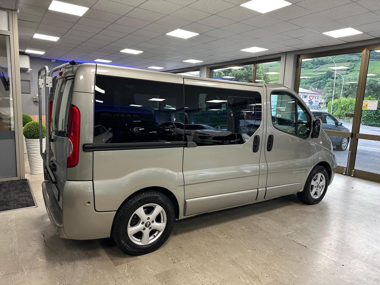 Renault Trafic T29 2.5 dCi/150 PL-TN Passenger Comfort DPF