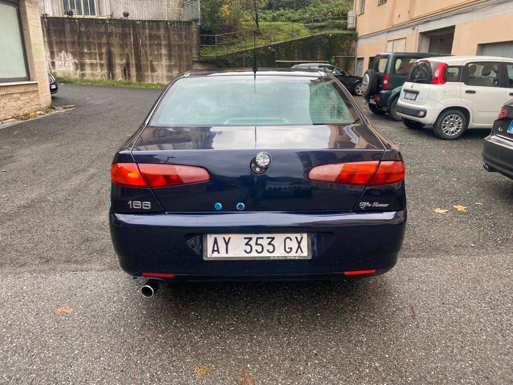 Alfa Romeo 166 2.0i 16V Twin Spark cat Distinctive