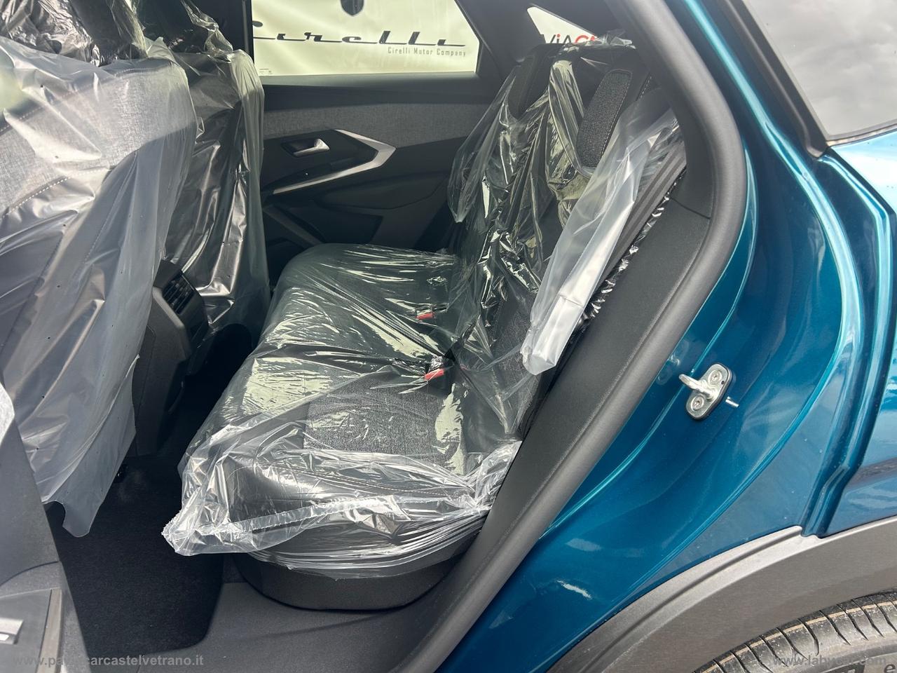 PEUGEOT 3008 Hybrid 145 e-DCS6 Allure KM/0