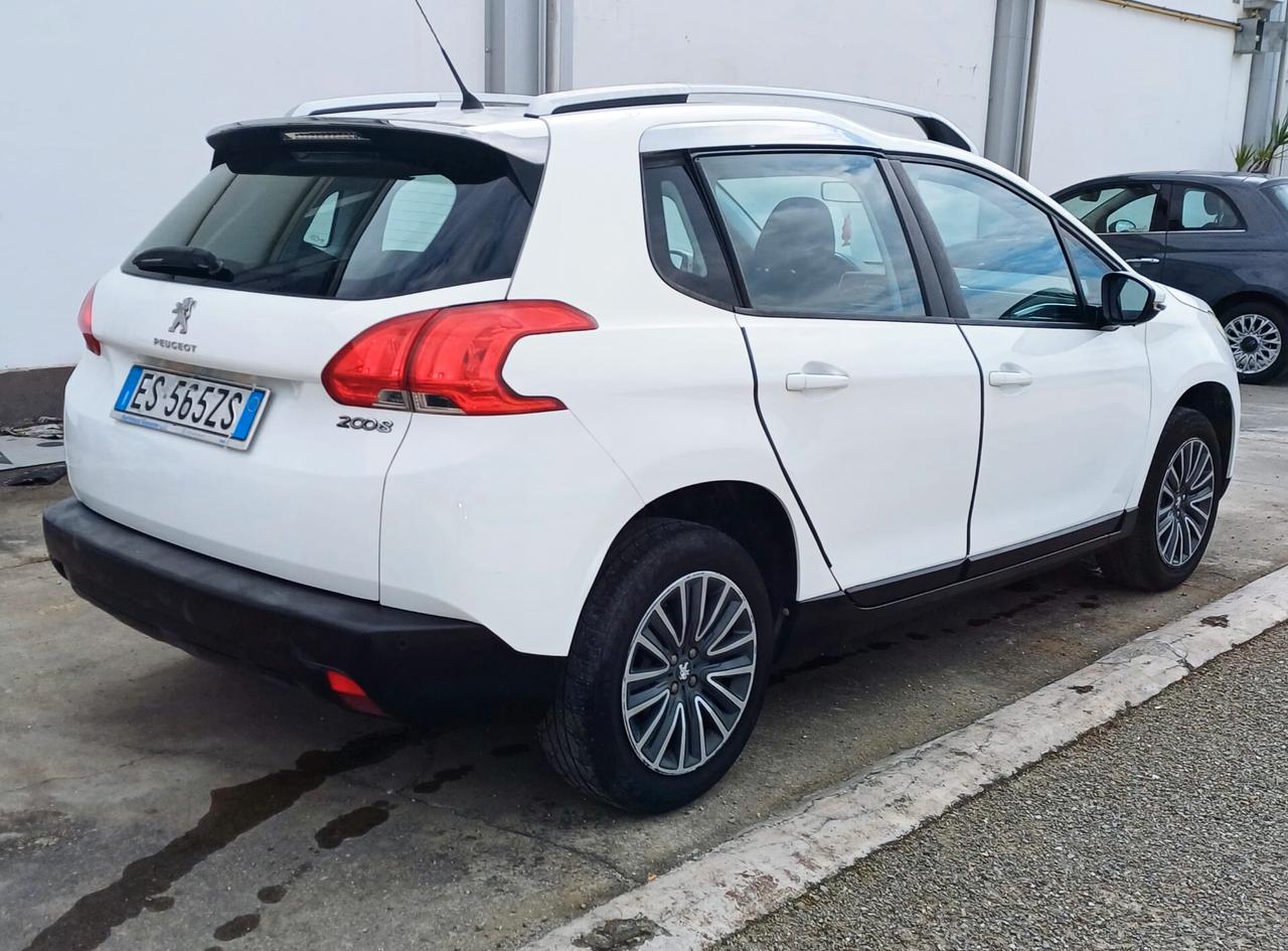 Peugeot 2008 1.2 VTi 82CV Access
