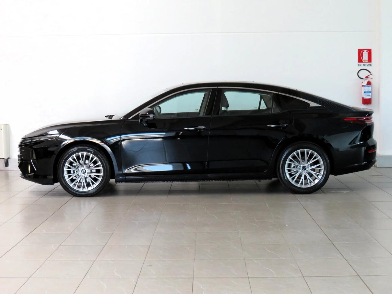 Bestune B70 Executive Liftback Sedan