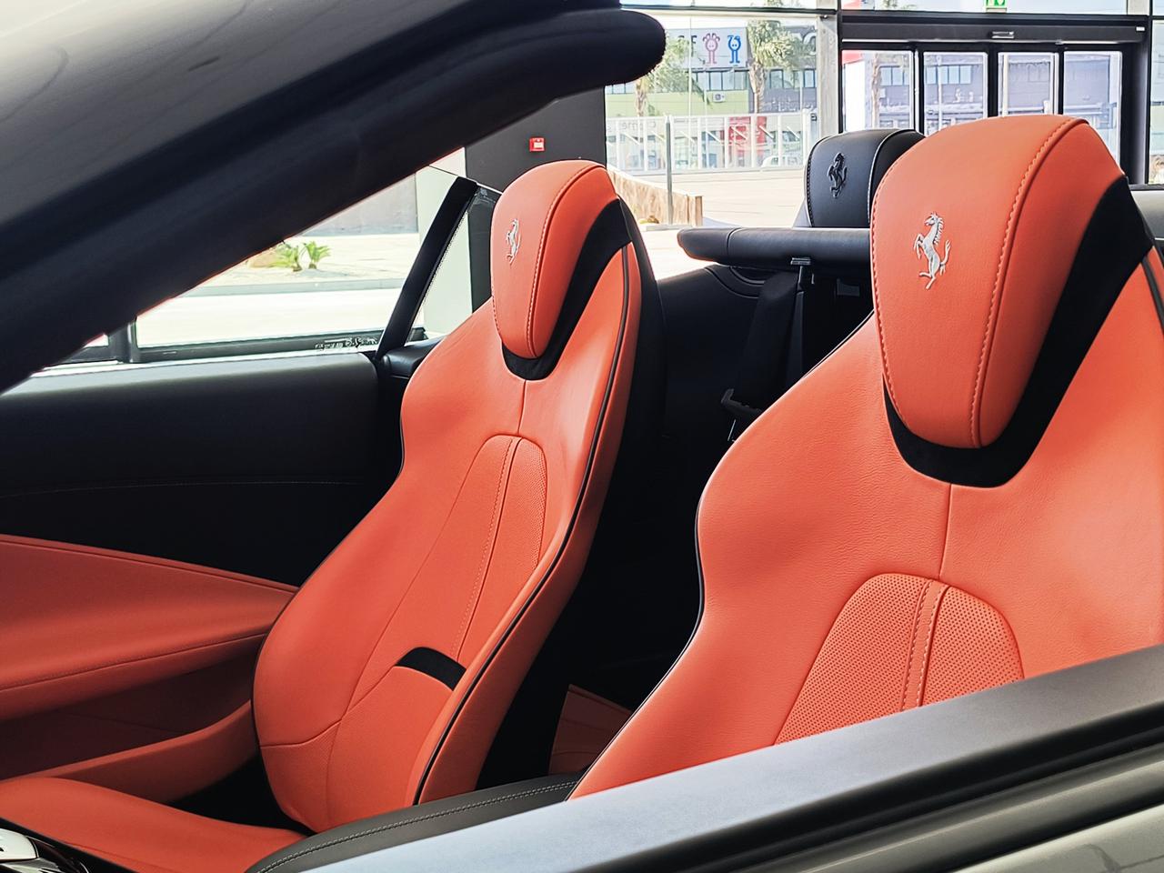 FERRARI Roma Spider - Roma Spider 3.9 F1 dct