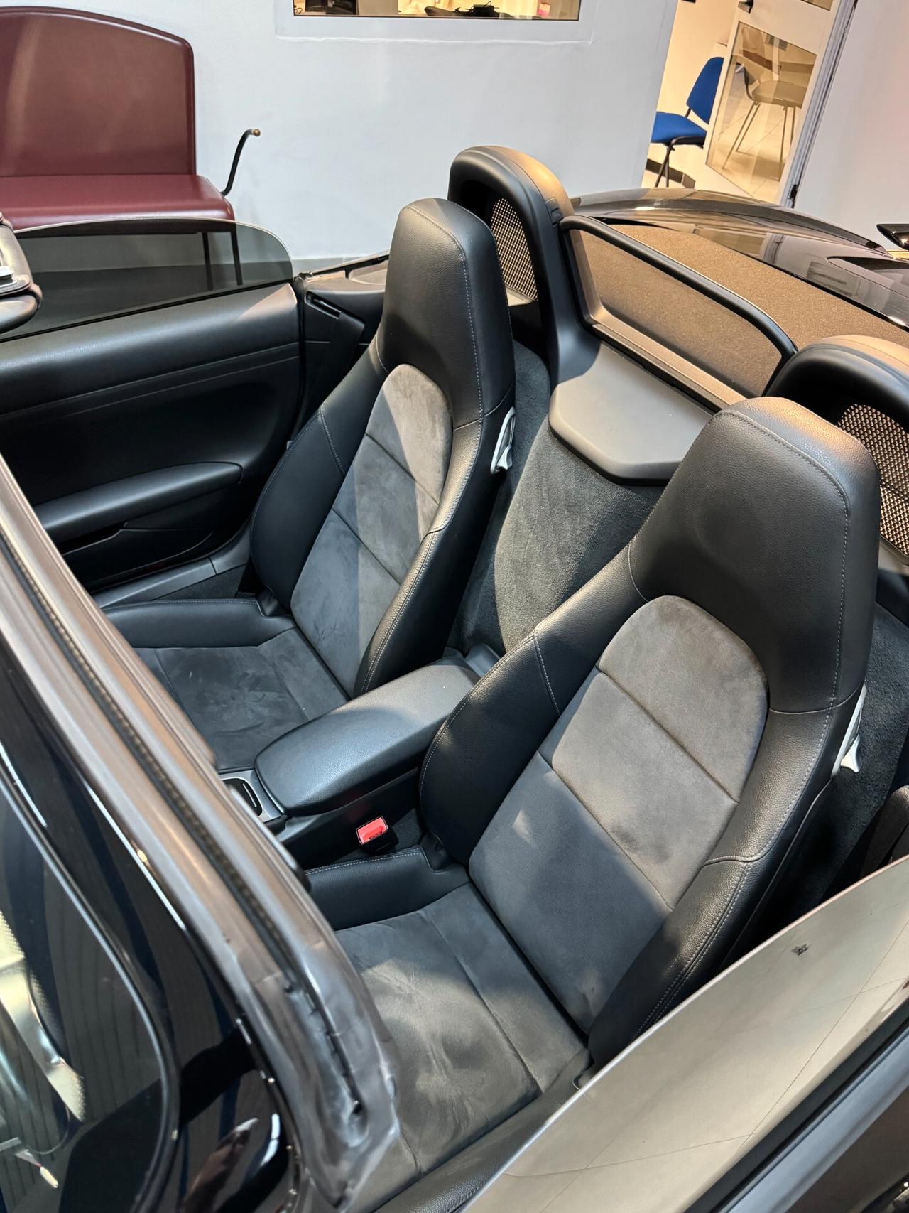 Porsche 718 Spyder Boxster 2.0 T